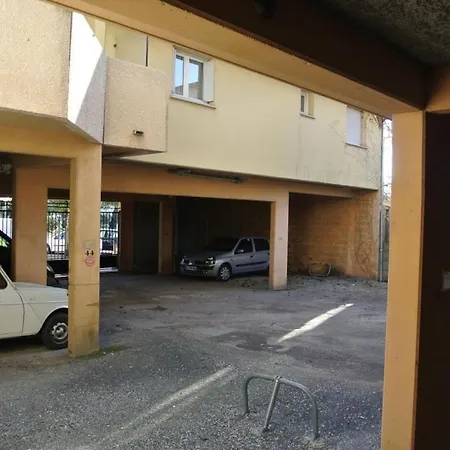 Studio Cabine Hyper Centre Parking Prive Plage 300m